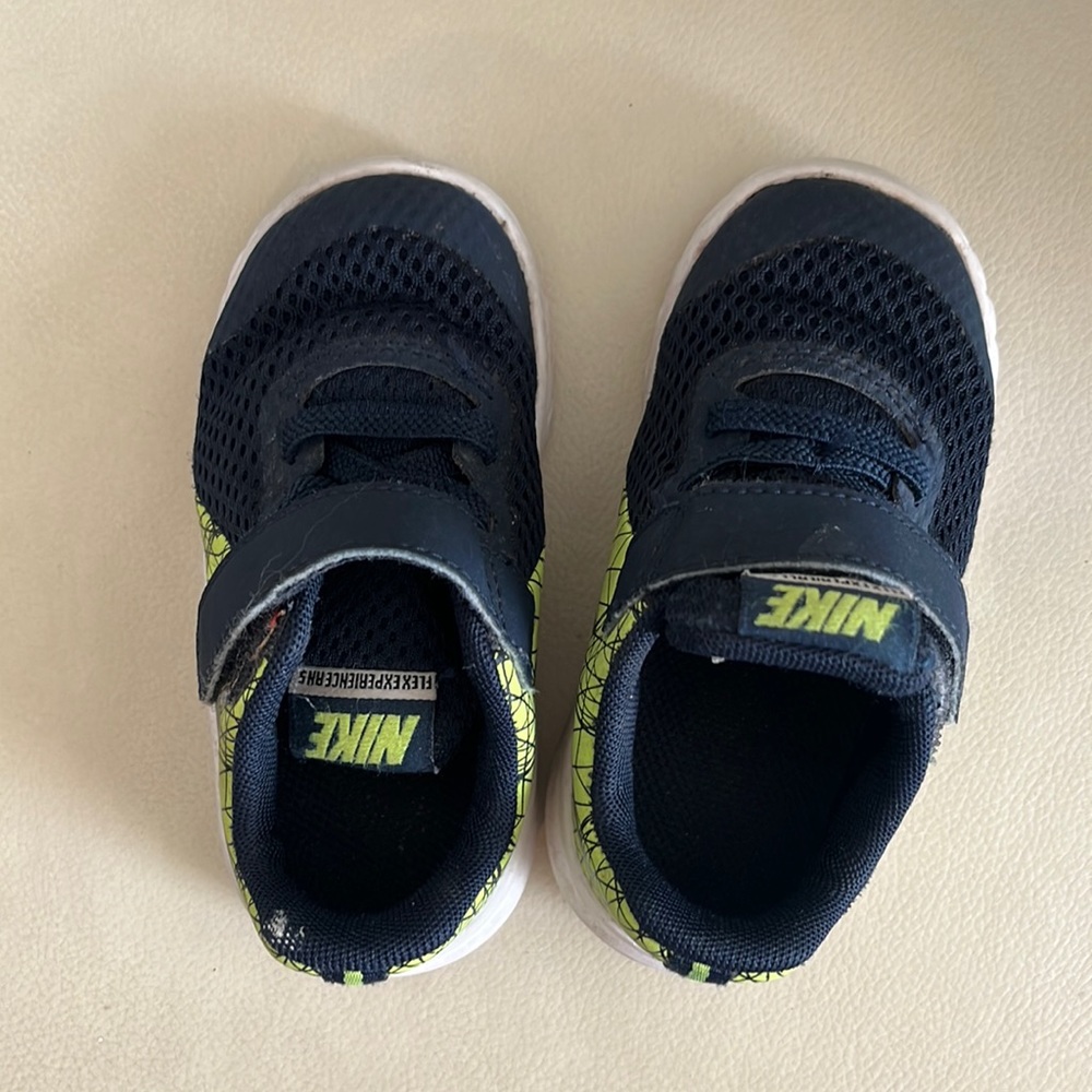 Nike Toddler Flex Experience RN 5